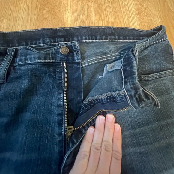 Men’s Dark Blue Levi’s W40/ L30 jeans - Picture 4 of 8